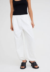 Jac + Jack AU Pants + Shorts Aspen Cotton Twill Pant - White